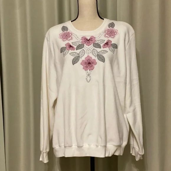 Alfred dunner hot sale embroidered sweatshirts